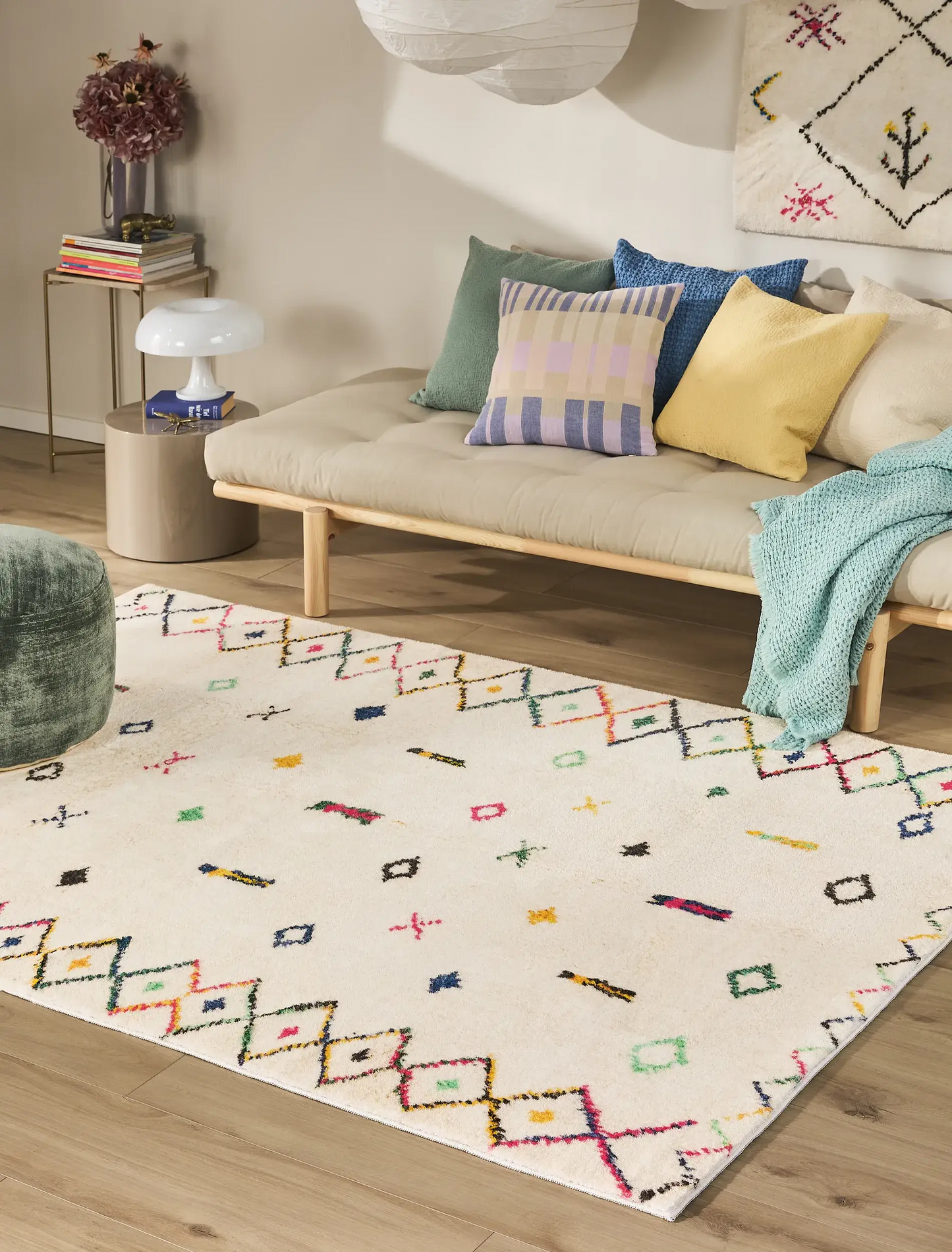 Mara Pop Art Rug – Vibrant Multicolor Fusion